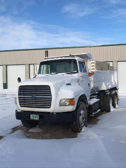 1993 Ford LTS 9000 Tandem Truck