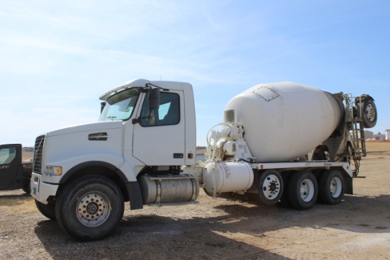  2004 Volvo VHD Truck w/McNeilus 11 cubic yd. Cement Mixer.