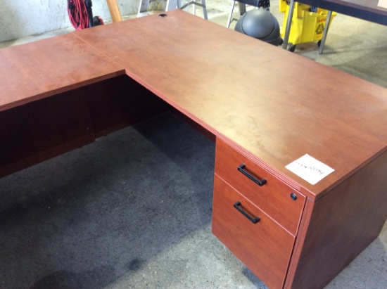 L Shaped Desk 66"x78"