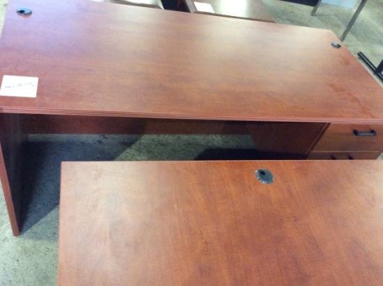 L Shaped Desk 66"x77"