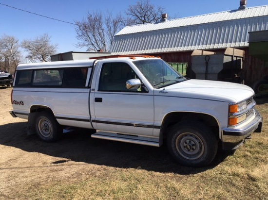 1994 Chevy Silverado 2500 4WD regular cab pickup