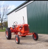 1952 Allis Chalmers CA tractor/w.fr., fenders, new tires, restored.