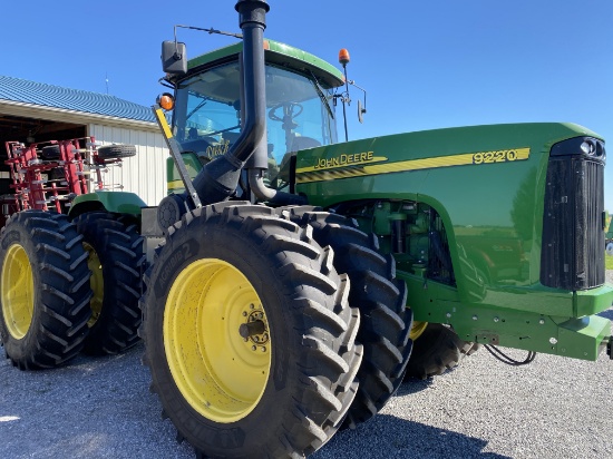 JD 9220 Tractor