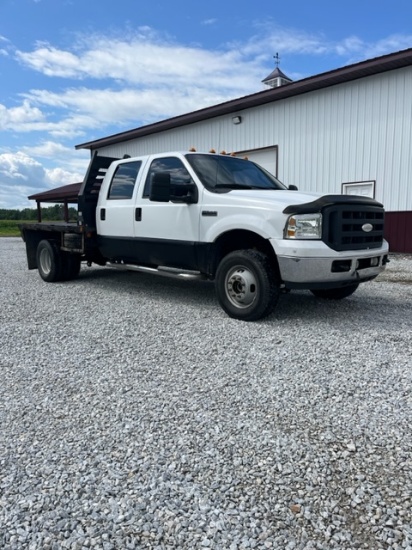 2007 Ford F-350 4x4 Stake Truck