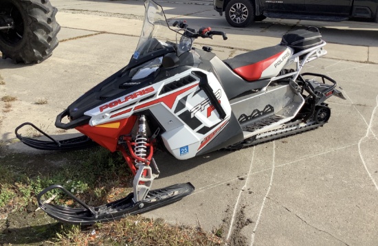 2012 Polaris Switchback 800 Pro snowmobile