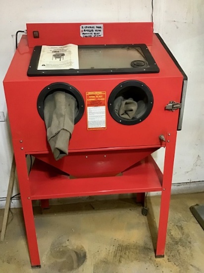 Central Pneumatic #93608 Vertical Blast Cabinet