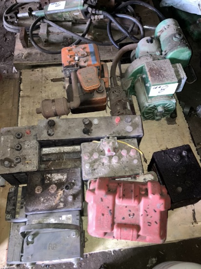 Batteries / Motors