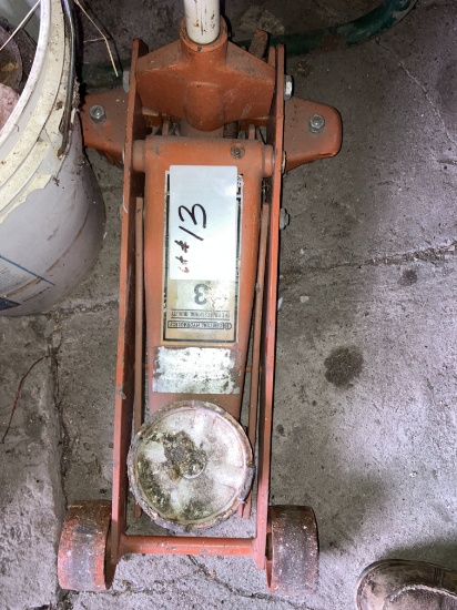 3-Ton Hydraulic Floor Jack