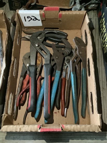 Pliers