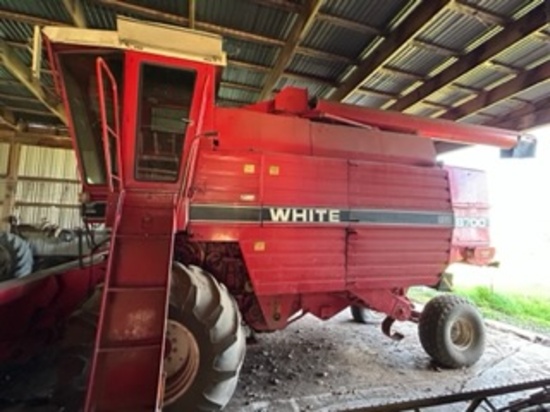 White 8700 Combine w/heads