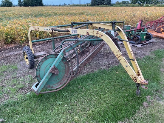 John Deere Dump Rake