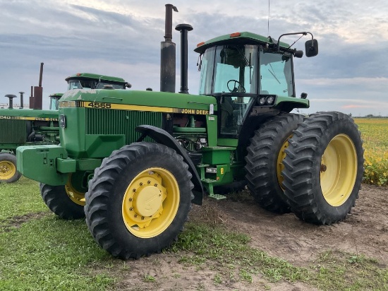 John Deere 4555