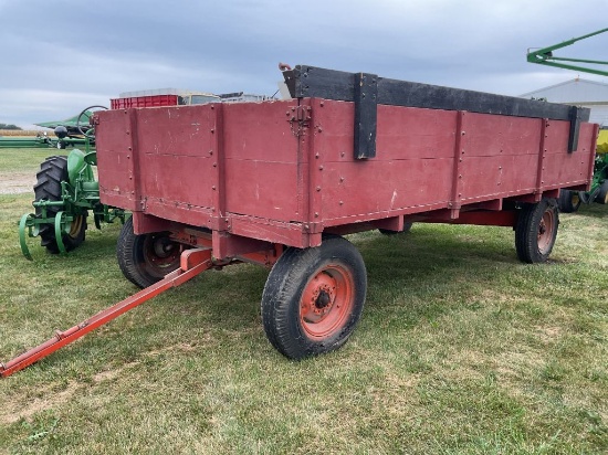 16' Stake Wagon W/ sides