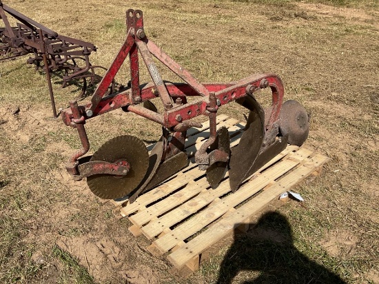 Massey Harris 2 BTM plow
