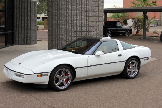 1990 CHEVROLET CORVETTE COUPE