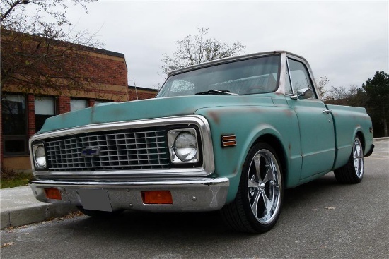 1972 CHEVROLET C-10 CUSTOM PICKUP