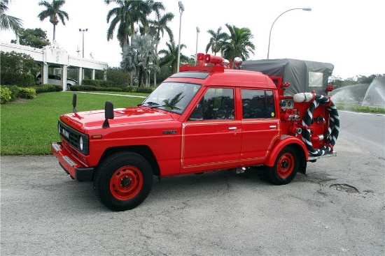 1986 NISSAN SAFARI FIRE TRUCK