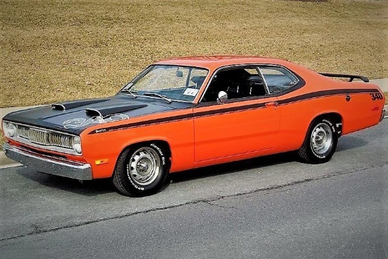 1972 PLYMOUTH DUSTER