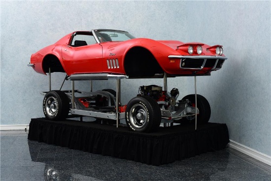 1969 CHEVROLET CORVETTE CUTAWAY COUPE