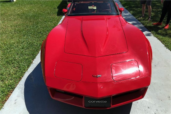 1982 CHEVROLET CORVETTE T-TOP COUPE