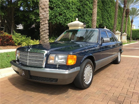 1986 MERCEDES-BENZ 560SEL SEDAN