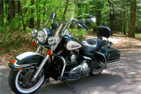2007 HARLEY-DAVIDSON ROAD KING FLT MOTORCYCLE