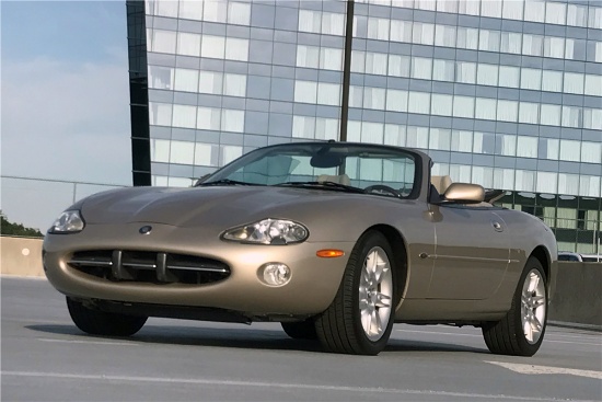 2002 JAGUAR XK8 CONVERTIBLE