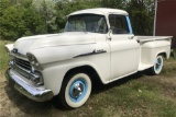 1958 CHEVROLET APACHE PICKUP