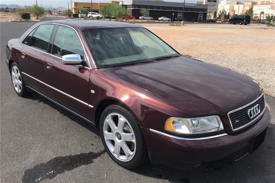 2001 AUDI S8