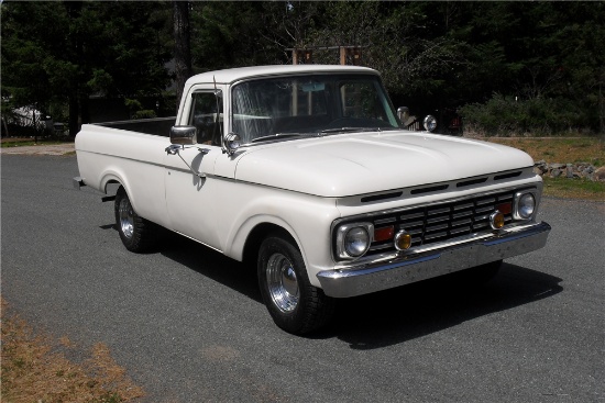 1963 FORD F-100 CUSTOM CAB PICKUP