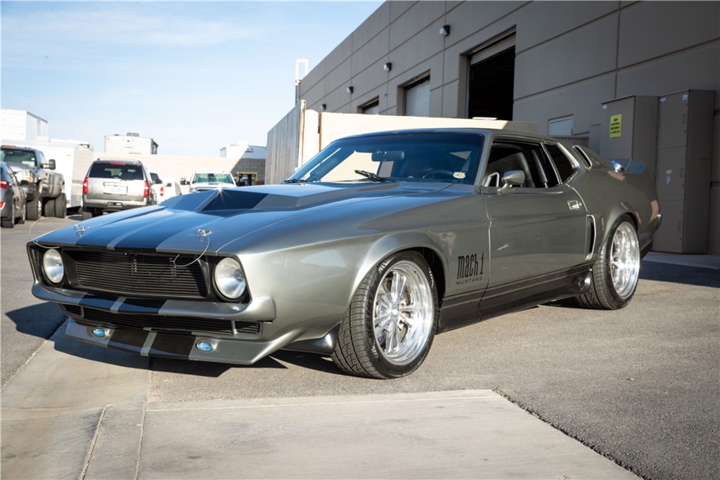 Custom Mustang Mach 1