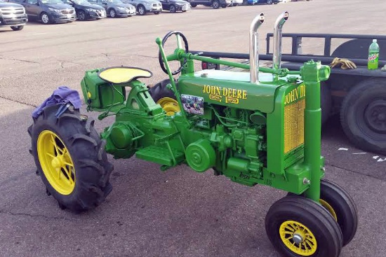 2019 JOHN DEERE CUSTOM 1/4-SCALE REPLICA TRACTOR