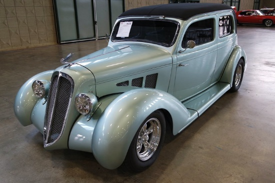 1935 PLYMOUTH DELUXE CUSTOM COUPE