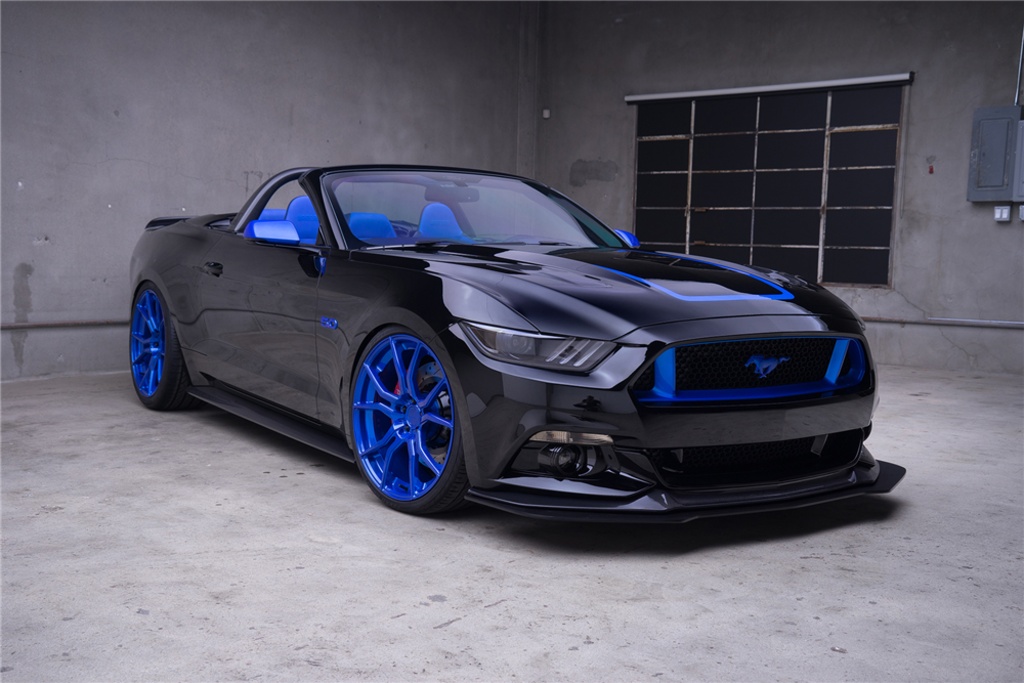 15 Ford Mustang Gt Custom Convertible Collector Cars Online Auctions Proxibid