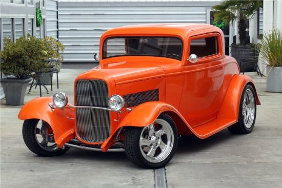 1932 FORD CUSTOM COUPE