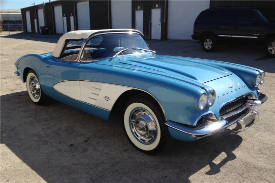 1961 CHEVROLET CORVETTE CONVERTIBLE