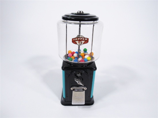 NICELY RESTORED 1940S TOPPER GUMBALL MACHINE