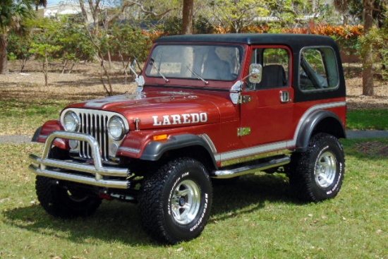 1985 JEEP CJ7 LAREDO