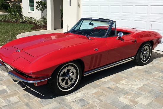 1965 CHEVROLET CORVETTE CONVERTIBLE