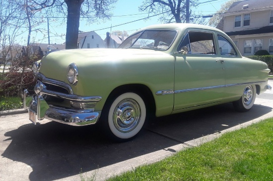 1950 FORD CUSTOM DELUXE CLUB COUPE