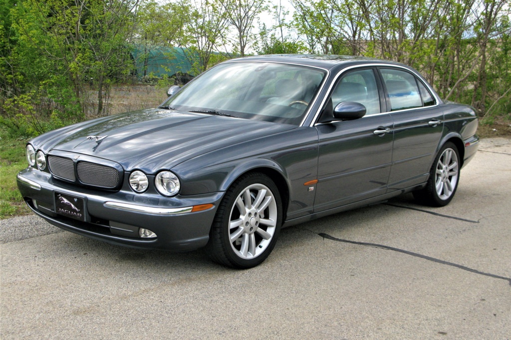 2004-JAGUAR-XJR-|-Collector-Cars-Modern-Luxury-Cars-...