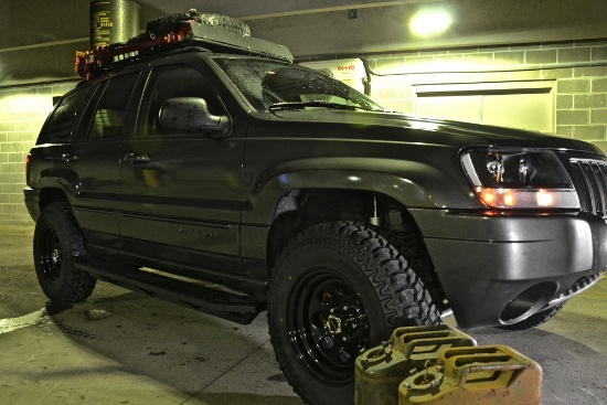 2004 JEEP GRAND CHEROKEE CUSTOM LAREDO SUV