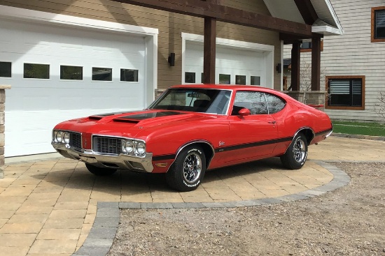 1970 OLDSMOBILE CUTLASS S W-31 HOLIDAY COUPE