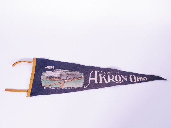 1930S GOODYEAR-ZEPPELIN FACTORY AND DOCK SOUVENIR PENNANT