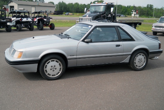 1984 FORD MUSTANG SVO HATCHBACK