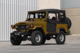 1976 TOYOTA LAND CRUISER FJ40