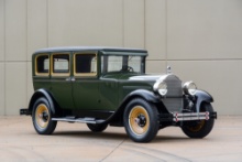 1928 PACKARD 526 SEDAN | Proxibid
