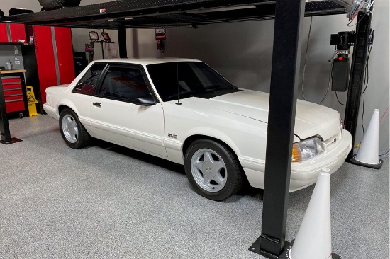 1993 FORD MUSTANG LX