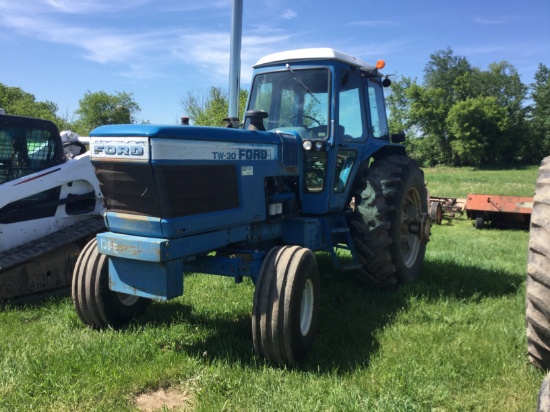 (120E) - Ford TW30