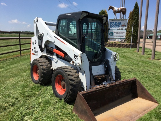 (2B) - 2011 Bobcat 750